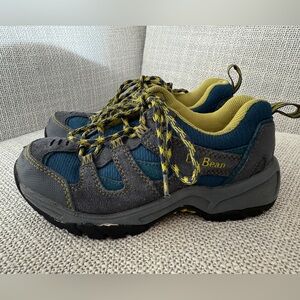 LL Bean Trail Size One